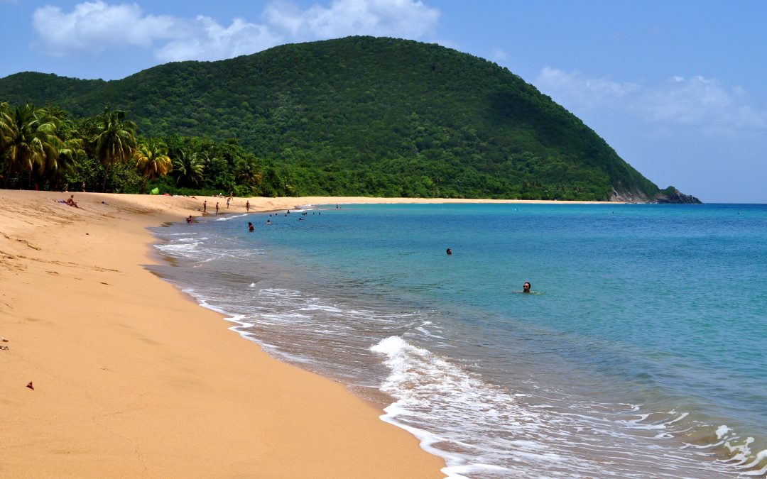 Les 7 plages à faire en amoureux en Guadeloupe
